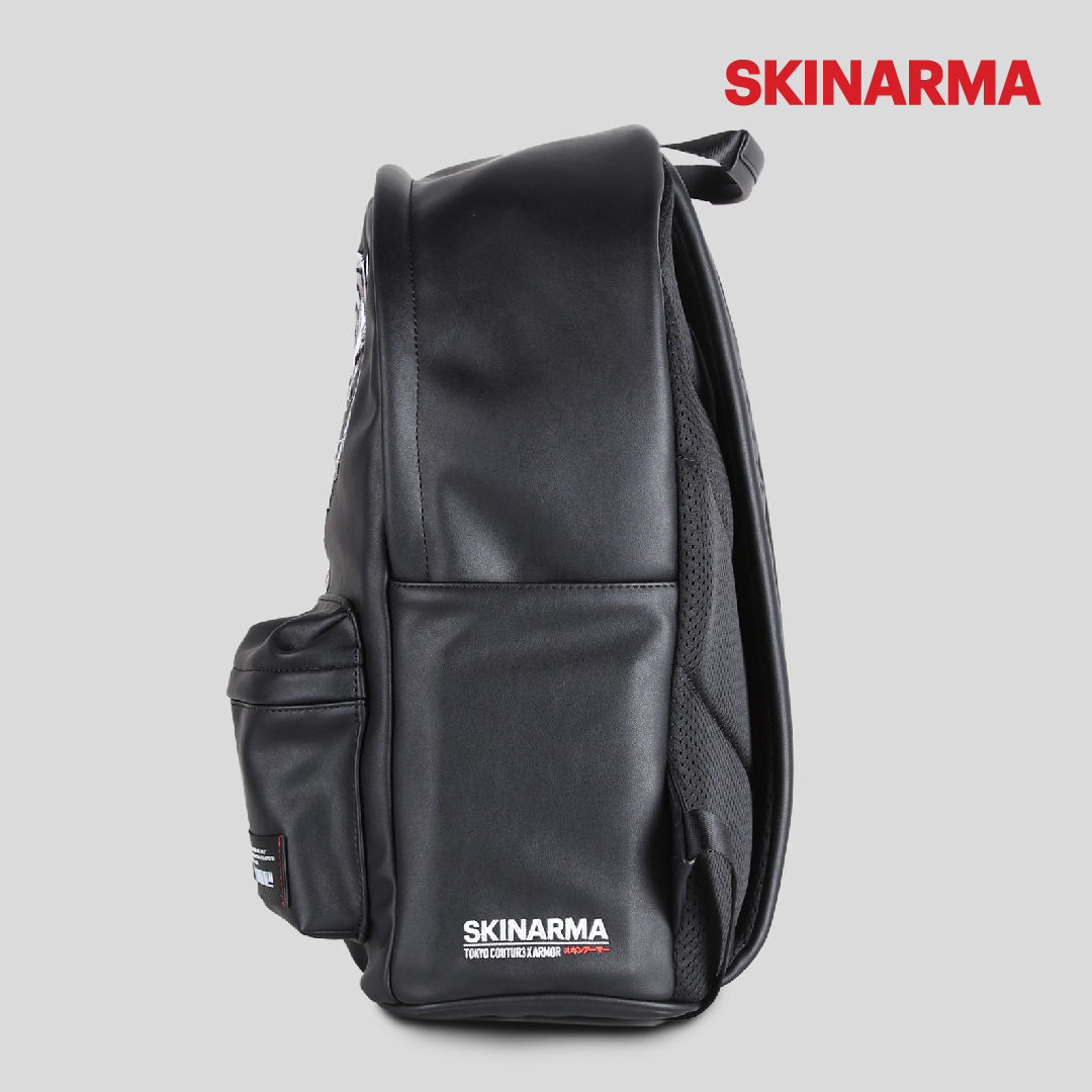 best men's small travel bag while traveling in europe Best Daypacks and Day Bags for Traveling Europe